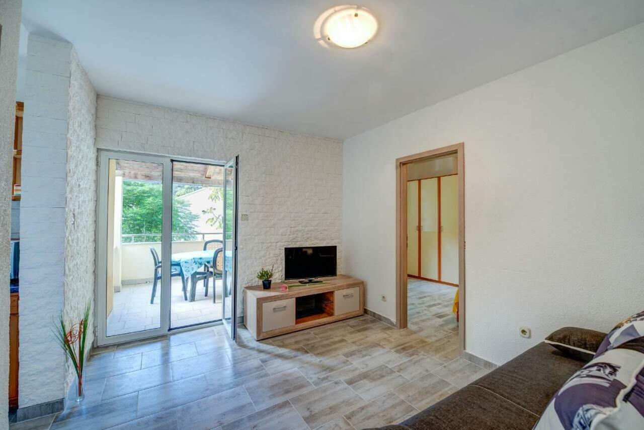 Apartments Savar - Ilo Brbinj エクステリア 写真
