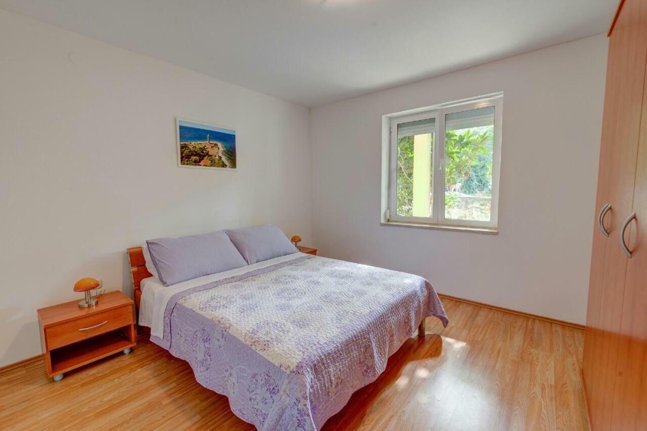 Apartments Savar - Ilo Brbinj エクステリア 写真