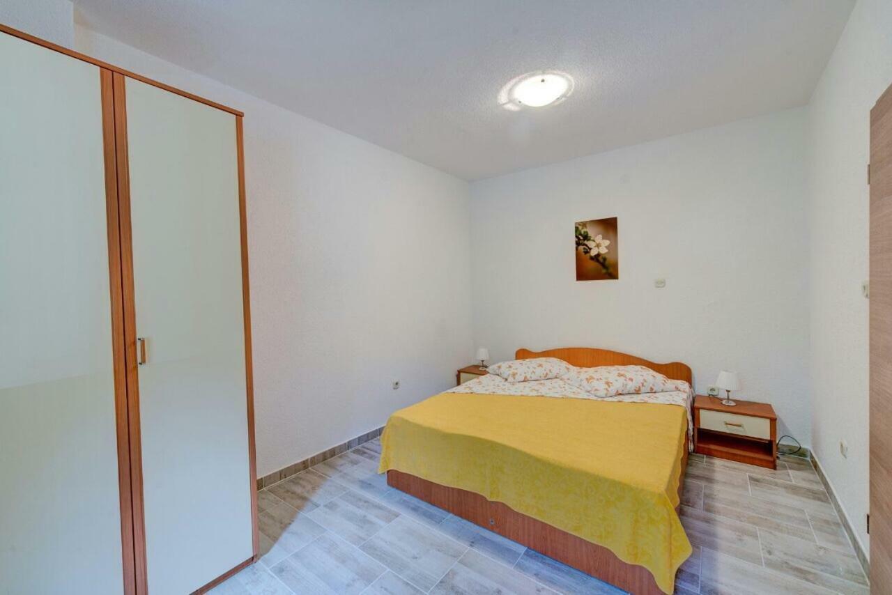 Apartments Savar - Ilo Brbinj エクステリア 写真