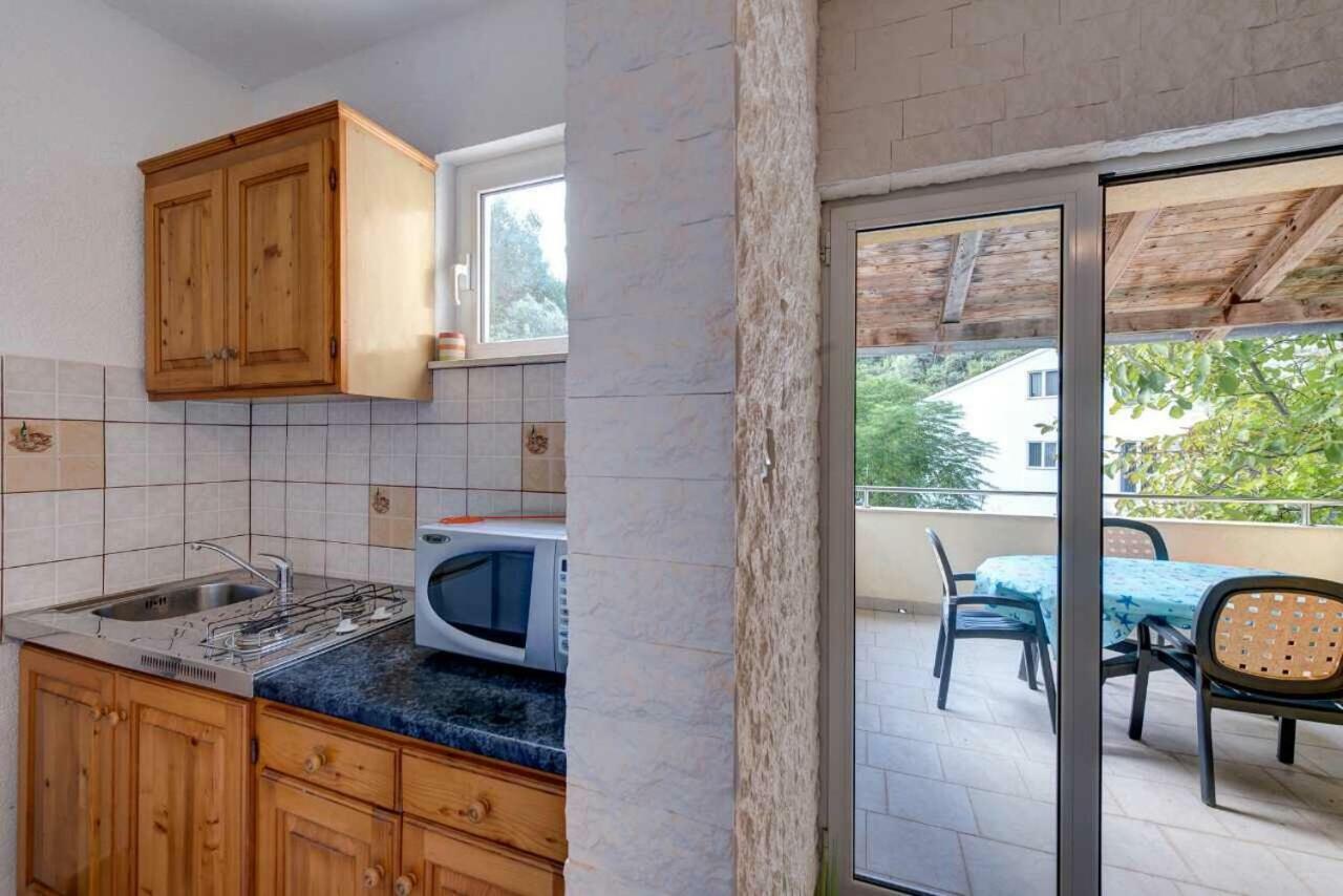 Apartments Savar - Ilo Brbinj エクステリア 写真